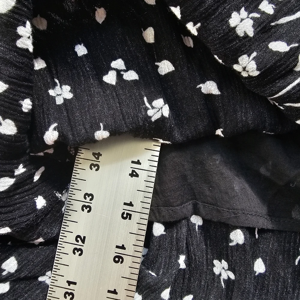 Cathy Daniels Vintage Crinkle Floral Print Maxi Skirt, Black and White, Size XL - Picture 6 of 11